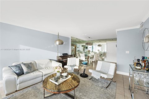 Copropriété à vendre à Aventura, Floride: 2 chambres, 113.34 m2 № 1956629 - photo 6