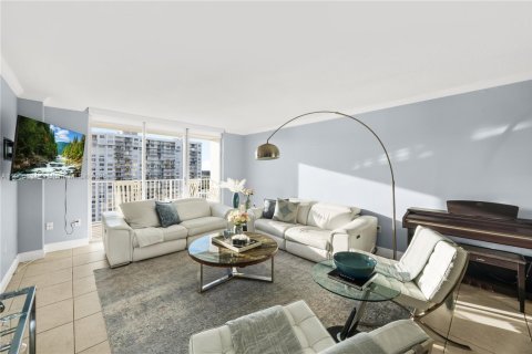 Copropriété à vendre à Aventura, Floride: 2 chambres, 113.34 m2 № 1956629 - photo 5