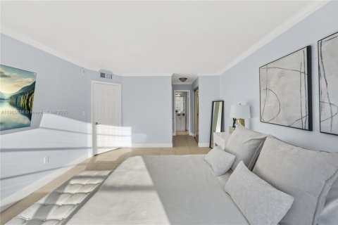 Copropriété à vendre à Aventura, Floride: 2 chambres, 113.34 m2 № 1956629 - photo 18