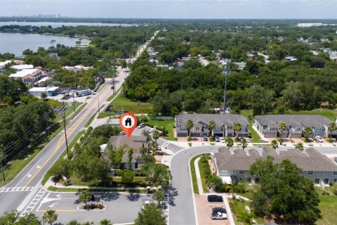 Townhouse in Belle Isle, Florida 3 bedrooms, 154.96 sq.m. № 1778864 - photo 26