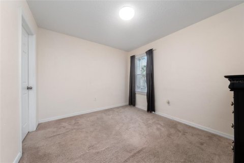 Townhouse in Belle Isle, Florida 3 bedrooms, 154.96 sq.m. № 1778864 - photo 19