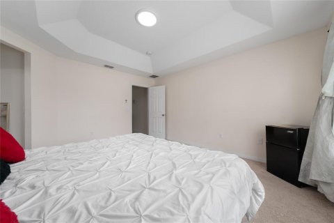 Townhouse in Belle Isle, Florida 3 bedrooms, 154.96 sq.m. № 1778864 - photo 12