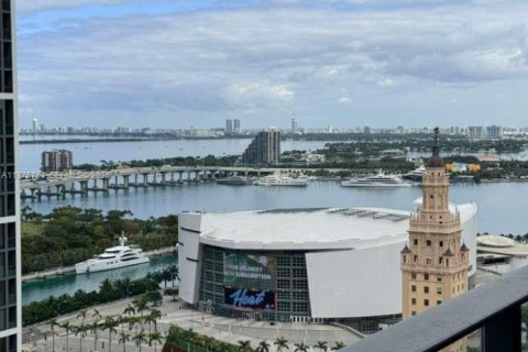 Condo in Miami, Florida, 1 bedroom  № 2040983 - photo 15