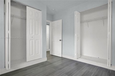 House in Homestead, Florida 3 bedrooms, 153.66 sq.m. № 1627999 - photo 18