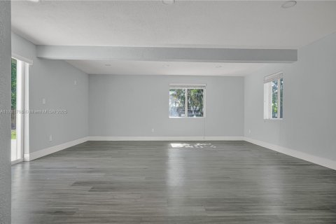 House in Homestead, Florida 3 bedrooms, 153.66 sq.m. № 1627999 - photo 7