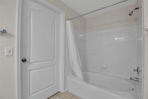 Copropriété à vendre à Sarasota, Floride: 2 chambres, 101.17 m2 № 1516663 - photo 28