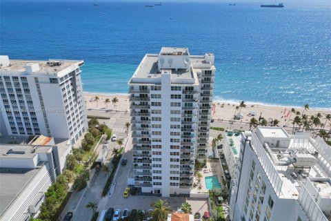 Condominio en venta en Fort Lauderdale, Florida, 1 dormitorio, 84.54 m2 № 1839735 - foto 1