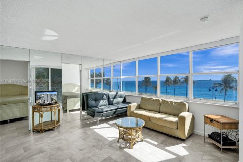 Condominio en venta en Fort Lauderdale, Florida, 1 dormitorio, 84.54 m2 № 1839735 - foto 15