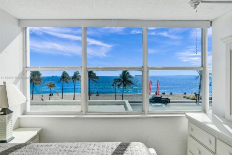 Condominio en venta en Fort Lauderdale, Florida, 1 dormitorio, 84.54 m2 № 1839735 - foto 26