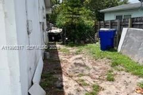 Casa en alquiler en Hollywood, Florida, 3 dormitorios, 188.22 m2 № 2059171 - foto 9