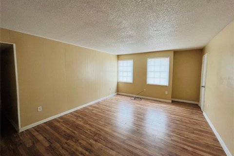 Condominio en alquiler en Orlando, Florida, 3 dormitorios, 124.3 m2 № 1919637 - foto 3