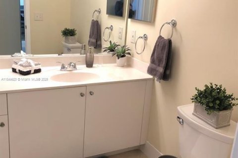 Townhouse in Jupiter, Florida 2 bedrooms, 102.29 sq.m. № 1962842 - photo 17