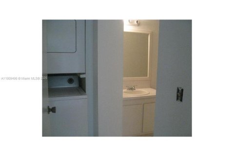 Condominio en venta en Miami, Florida, 2 dormitorios, 76.83 m2 № 2012962 - foto 7