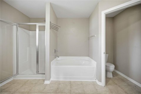 House in Ocala, Florida 4 bedrooms, 212.65 sq.m. № 2227937 - photo 16