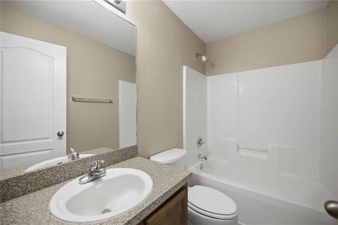 House in Ocala, Florida 4 bedrooms, 212.65 sq.m. № 2227937 - photo 23