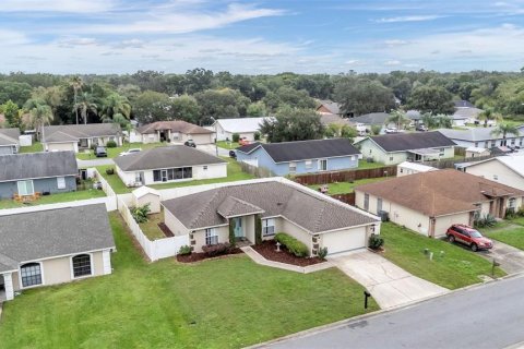 Villa ou maison à vendre à Lakeland, Floride: 3 chambres, 156.63 m2 № 2408793 - photo 3