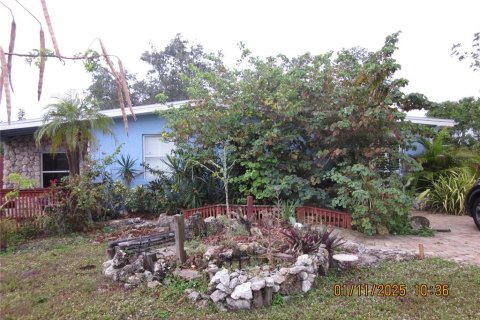 House in Port Charlotte, Florida 2 bedrooms, 93.92 sq.m. № 1512970 - photo 4