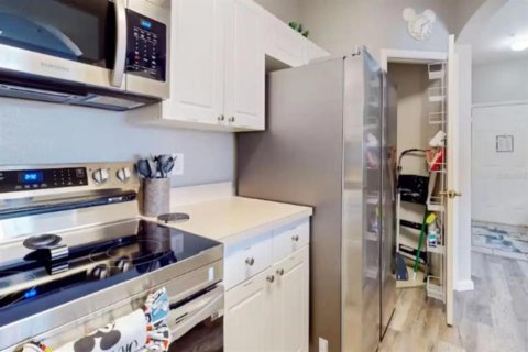 Купить кондоминиум в Киссимми, Флорида 7 комнат, 130.25м2, № 2209678 - фото 23