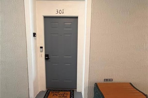 Купить кондоминиум в Киссимми, Флорида 7 комнат, 130.25м2, № 2209678 - фото 28
