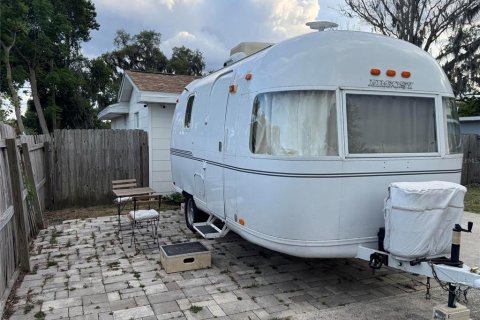 Casa en venta en Clermont, Florida, 1 dormitorio, 70.23 m2 № 2199432 - foto 4