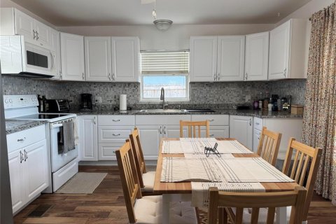 Casa en venta en Clermont, Florida, 1 dormitorio, 70.23 m2 № 2199432 - foto 9