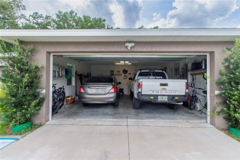 House in Inverness, Florida 3 bedrooms, 115.94 sq.m. № 1808621 - photo 8