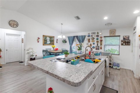 House in Inverness, Florida 3 bedrooms, 115.94 sq.m. № 1808621 - photo 13