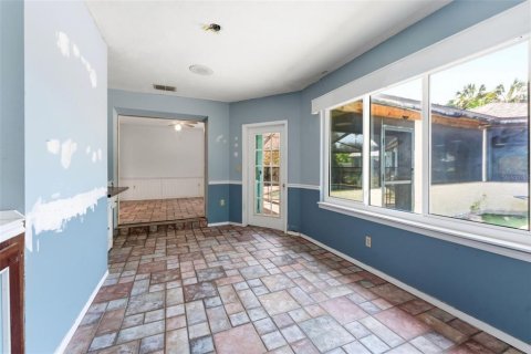 House in Palm Harbor, Florida 3 bedrooms, 188.41 sq.m. № 2157112 - photo 25
