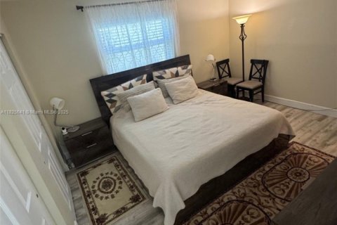 Condo in Deerfield Beach, Florida, 1 bedroom  № 1794876 - photo 13