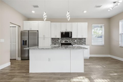 Villa ou maison à vendre à Tampa, Floride: 3 chambres, 147.71 m2 № 2133406 - photo 11