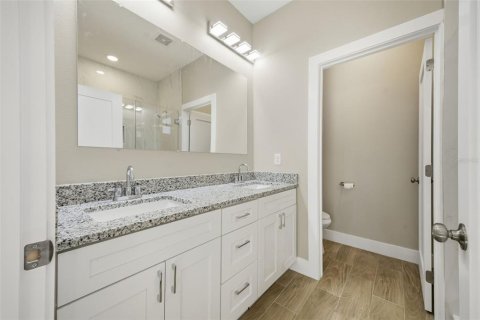 Villa ou maison à vendre à Tampa, Floride: 3 chambres, 147.71 m2 № 2133406 - photo 26