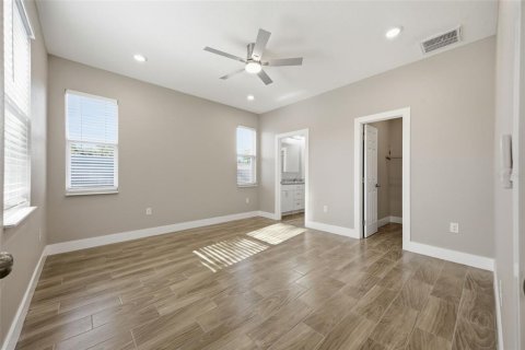 Villa ou maison à vendre à Tampa, Floride: 3 chambres, 147.71 m2 № 2133406 - photo 19