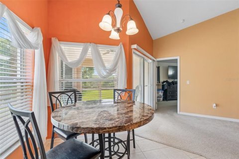 House in Wesley Chapel, Florida 3 bedrooms, 162.02 sq.m. № 2228145 - photo 9