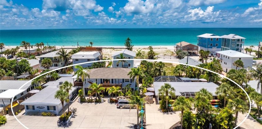 Immobilier commercial à Englewood, Floride 12 chambres, 478.54 m2 № 2095247