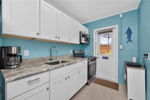 Immobilier commercial à vendre à Englewood, Floride: 12 chambres, 478.54 m2 № 2095247 - photo 28