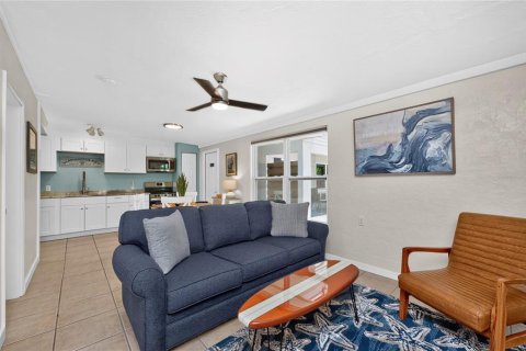 Immobilier commercial à vendre à Englewood, Floride: 12 chambres, 478.54 m2 № 2095247 - photo 15