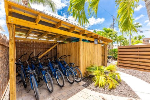 Immobilier commercial à vendre à Englewood, Floride: 12 chambres, 478.54 m2 № 2095247 - photo 6