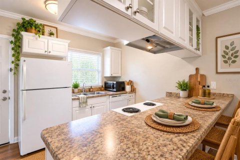 Copropriété à louer à Gainesville, Floride: 2 chambres, 92.16 m2 № 2428770 - photo 4