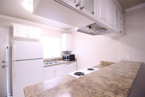 Copropriété à louer à Gainesville, Floride: 2 chambres, 92.16 m2 № 2428770 - photo 5
