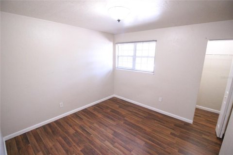 Copropriété à louer à Gainesville, Floride: 2 chambres, 92.16 m2 № 2428770 - photo 9