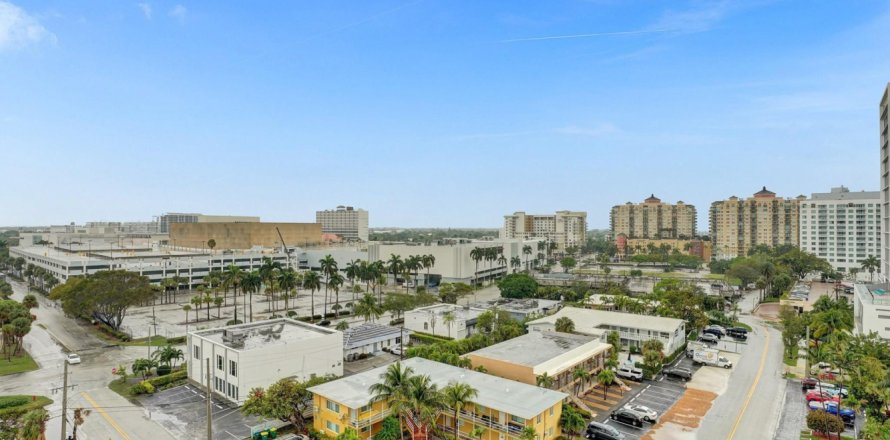 Condominio en Fort Lauderdale, Florida, 1 dormitorio № 1054833