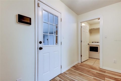 House in Tampa, Florida 4 bedrooms, 225.01 sq.m. № 2226358 - photo 22