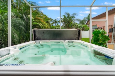 Casa en venta en Land O' Lakes, Florida, 4 dormitorios, 216.18 m2 № 1816680 - foto 30
