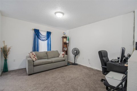 Casa en venta en Kissimmee, Florida, 4 dormitorios, 264.21 m2 № 2206096 - foto 19