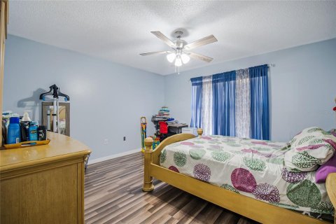 Casa en venta en Kissimmee, Florida, 4 dormitorios, 264.21 m2 № 2206096 - foto 6