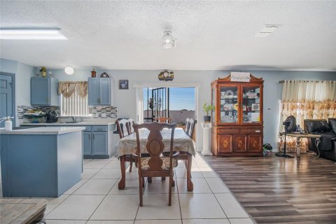 Casa en venta en Kissimmee, Florida, 4 dormitorios, 264.21 m2 № 2206096 - foto 10