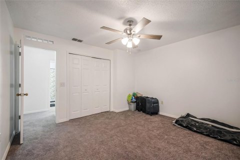 Casa en venta en Kissimmee, Florida, 4 dormitorios, 264.21 m2 № 2206096 - foto 30