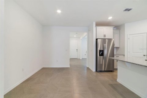 Adosado en venta en Oviedo, Florida, 4 dormitorios, 170.57 m2 № 1898743 - foto 7