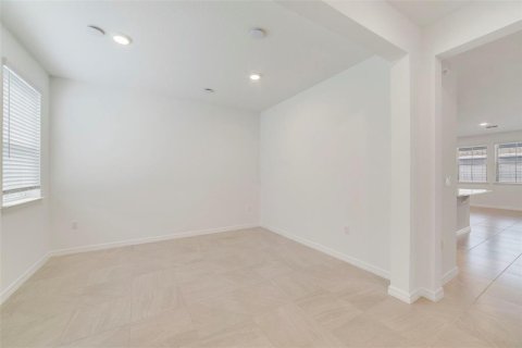 Adosado en venta en Oviedo, Florida, 4 dormitorios, 170.57 m2 № 1898743 - foto 10