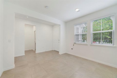 Adosado en venta en Oviedo, Florida, 4 dormitorios, 170.57 m2 № 1898743 - foto 11